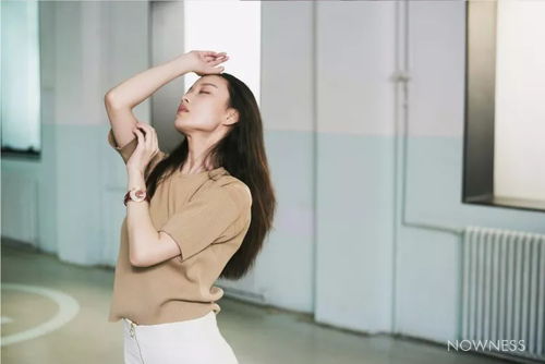 與倪妮共舞秋日時尚 以毛衫為伴，優雅迎接九月